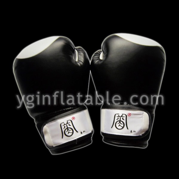 Черные боксерские перчаткиGK029