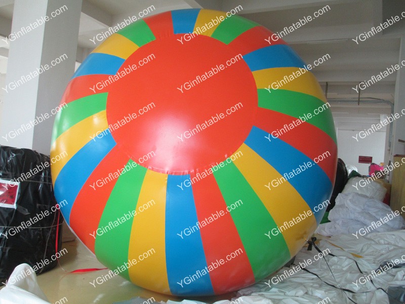 Цветной термосвариваемый надувной мячGO061