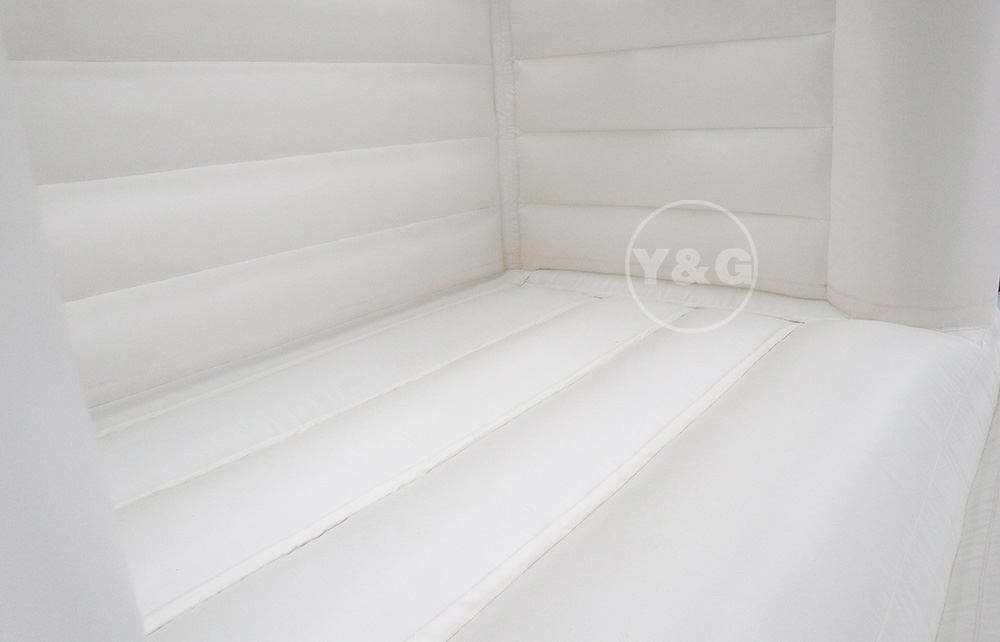 Надувной белый свадебный домикYG-138