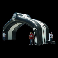 Надувная арка с персонажем Adidas