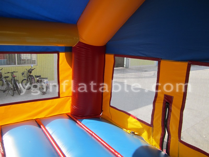 Комбинированный дом Bounce House на продажуGB498