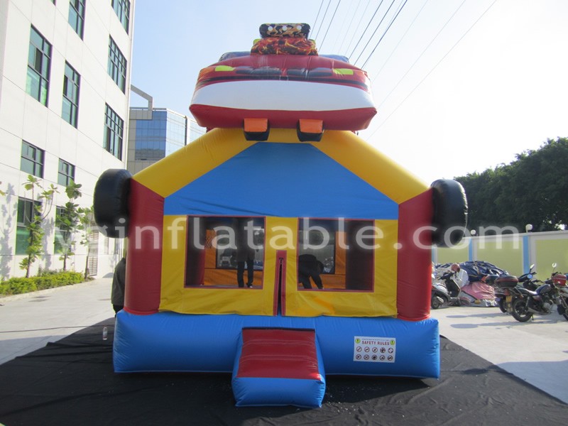 Комбинированный дом Bounce House на продажуGB498